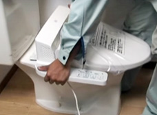 便座を取り付ける